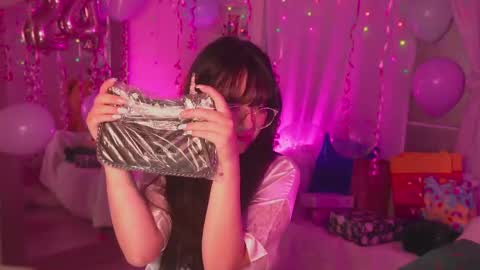 Snapshot of maru_chan_ chatting on 8, 3, 2025 INSTAGRAM Maruchan 02 online show from 8, 3, 2025