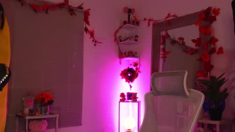 Snapshot of maru_chan_ chatting on 5, 10, 2025 INSTAGRAM Maruchan 02 online show from 5, 10, 2025