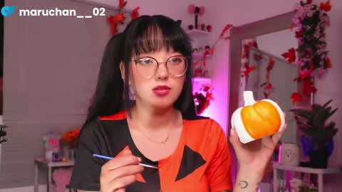 Snapshot of maru_chan_ chatting on 17, 10, 2025 INSTAGRAM Maruchan 02 online show from 17, 10, 2025