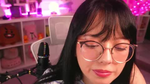 Snapshot of maru_chan_ chatting on 13, 11, 2025 INSTAGRAM Maruchan 02 online show from 13, 11, 2025