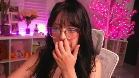 Snapshot of maru_chan_ chatting on 22, 11, 2025 INSTAGRAM Maruchan 02 online show from 22, 11, 2025