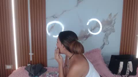 Hi guys im Mary  online show from 19, 10, 2025