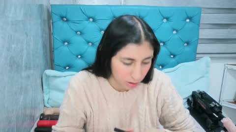  Mary Moon  online show from 12, 2, 2025