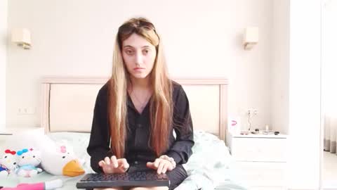 marya442004 online show from 11, 11, 2025