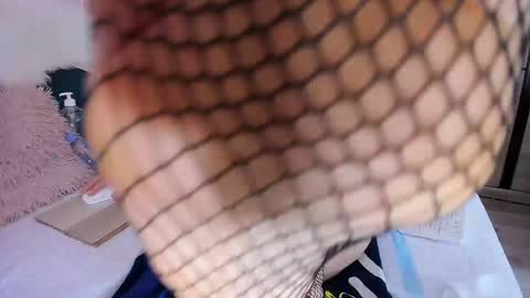 Snapshot of maryeelle chatting on 2, 12, 2024 Maryelle online show from 2, 12, 2024