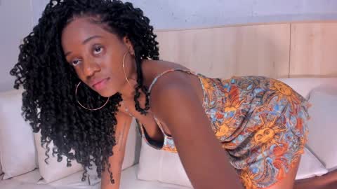 Snapshot of maryevans_ chatting on 23, 1, 2025 online show from 23, 1, 2025