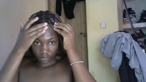 Snapshot of marygaire72 chatting on 15, 12, 2025 Mary online show from 15, 12, 2025