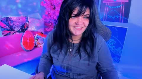 Snapshot of maryharrys chatting on 15, 10, 2025 Mary online show from 15, 10, 2025