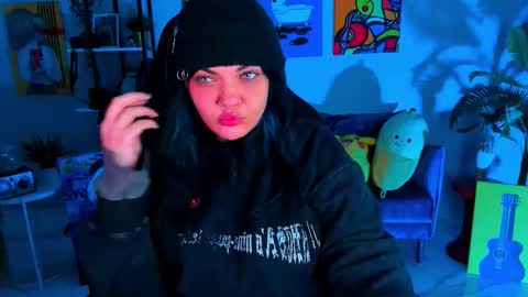 Snapshot of maryharrys chatting on 8, 11, 2025 Mary online show from 8, 11, 2025