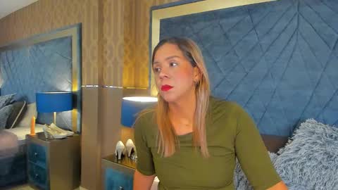 maryhawkey online show from 12, 1, 2026