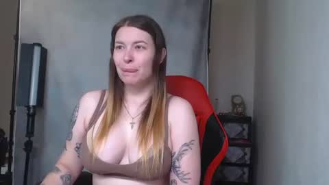 MaryHotLoves online show from 21, 10, 2025