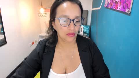 Marylin online show from 16, 12, 2024