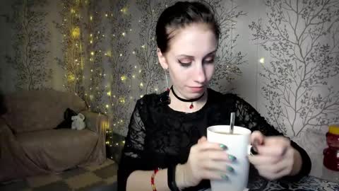 Mary Lou online show from 26, 11, 2025