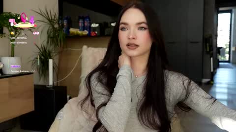 Snapshot of marypsiss chatting on 20, 10, 2025 Marina online show from 20, 10, 2025