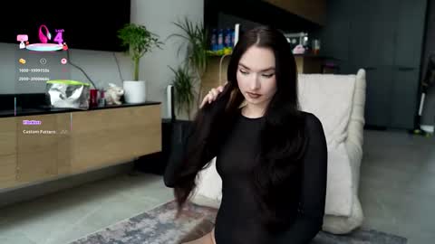 Snapshot of marypsiss chatting on 24, 10, 2025 Marina online show from 24, 10, 2025