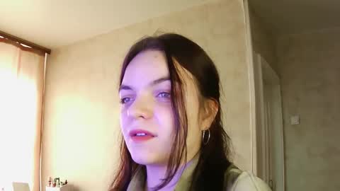 MaryXSmile online show from 1, 10, 2025