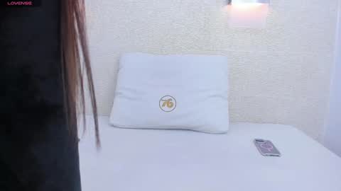 Snapshot of maryy_campbell chatting on 19, 12, 2024 maryy campbell online show from 19, 12, 2024