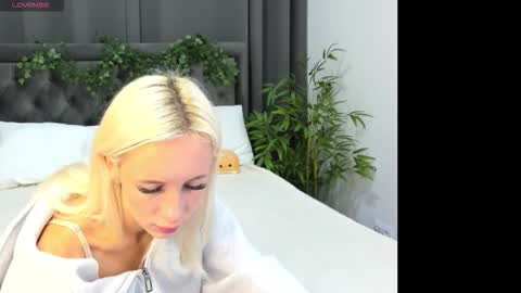 Luucy UTC1 Mon Tue Wed Thu Fri 0500-1130 online show from 10, 11, 2025