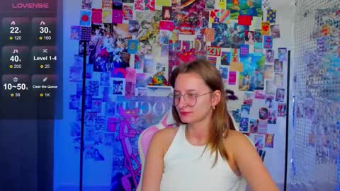 maryyy_may online show from 7, 10, 2025