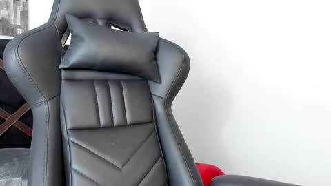 Snapshot of maskedgirl01 chatting on 13, 2, 2026 Scarlet online show from 13, 2, 2026