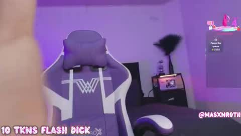 Snapshot of mason_rothwell chatting on 22, 10, 2025 Mason Rothwell online show from 22, 10, 2025