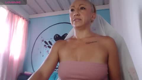 massiel ferreti online show from 21, 10, 2025