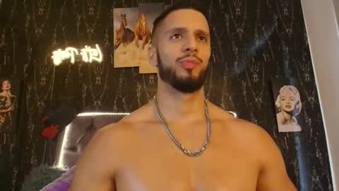 Snapshot of massimo_greco2 chatting on 3, 11, 2025 massimo_greco2 online show from 3, 11, 2025