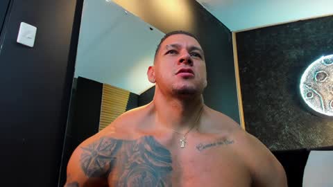 massimowalton2 online show from 29, 12, 2024