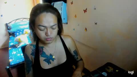 Snapshot of massivecockcum chatting on 13, 1, 2025 kimmy online show from 13, 1, 2025