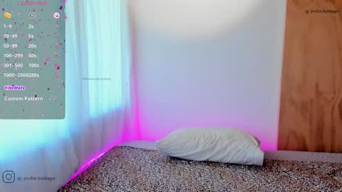 Eve   Independent model online show from 2, 12, 2024