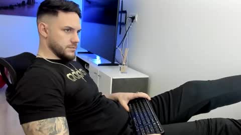 Alex online show from 2, 2, 2026