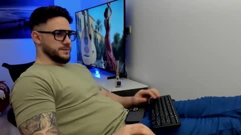 Alex online show from 4, 2, 2026