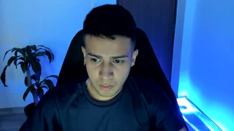 Snapshot of master_boy_1 chatting on 11, 10, 2025 master_boy_1 online show from 11, 10, 2025