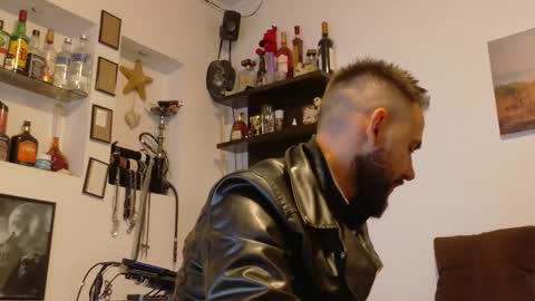 Snapshot of master_roberto333 chatting on 11, 10, 2025 SIR online show from 11, 10, 2025