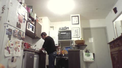 Snapshot of masterp17 chatting on 16, 12, 2024 Master P online show from 16, 12, 2024