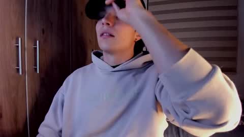 mastrangelo_x online show from 6, 3, 2026