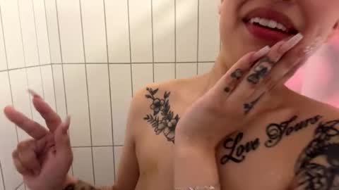 Snapshot of masturbatingmariamiller chatting on 12, 3, 2026 masturbatingmariamiller online show from 12, 3, 2026