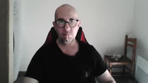 mat11efou online show from 5, 3, 2026