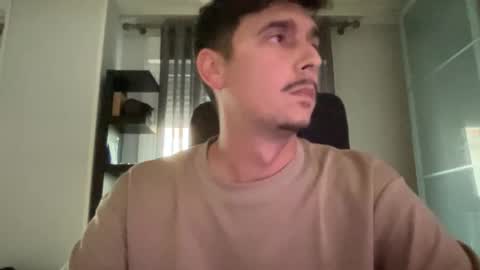 Aaron online show from 11, 11, 2025