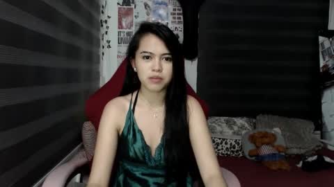 Cora online show from 4, 12, 2025