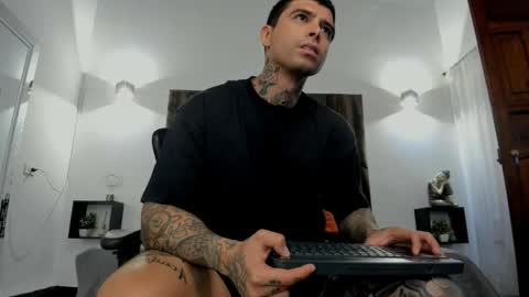 mateo_dilucajs1 online show from 29, 11, 2025