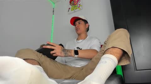 mateo_escobar online show from 12, 3, 2026