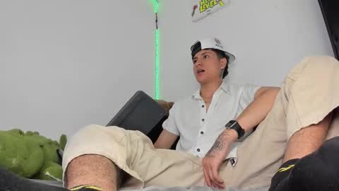 mateo_escobar online show from 21, 3, 2026