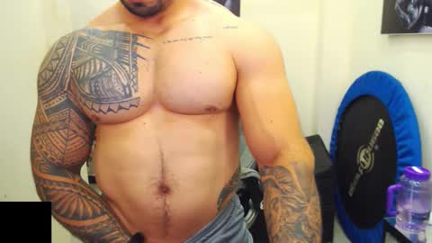 Snapshot of mateosexyhot22 chatting on 3, 11, 2025 Mateo online show from 3, 11, 2025