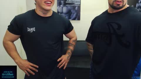 Snapshot of mateosexyhot22 chatting on 13, 11, 2025 Mateo online show from 13, 11, 2025