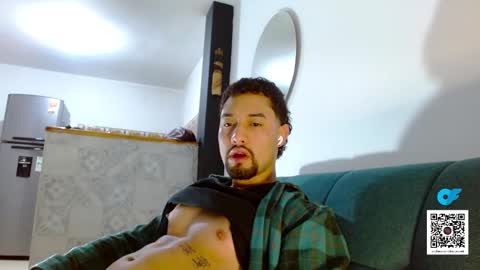 Snapshot of mathew444 chatting on 20, 11, 2025 STRURIBE ON INSTAGRAM online show from 20, 11, 2025