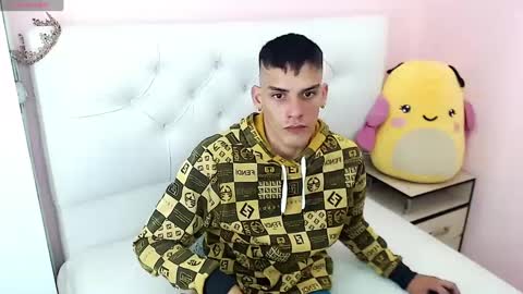 mathews_hot21 online show from 15, 9, 2025