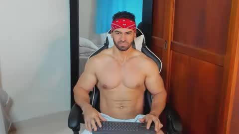 Snapshot of mathews_smith chatting on 14, 10, 2025 mathews_smith online show from 14, 10, 2025