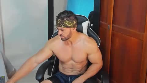 Snapshot of mathews_smith chatting on 17, 10, 2025 mathews_smith online show from 17, 10, 2025