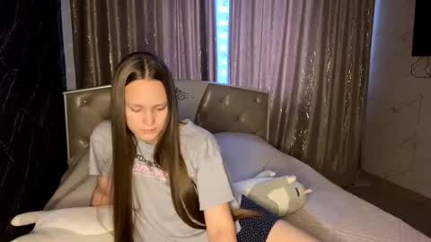 Anny Simpson online show from 2, 10, 2025